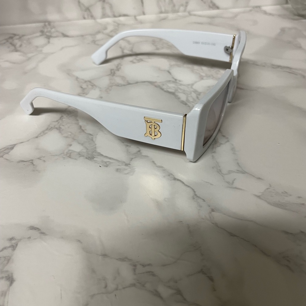 Black, white, brown and plaid square sunglasses